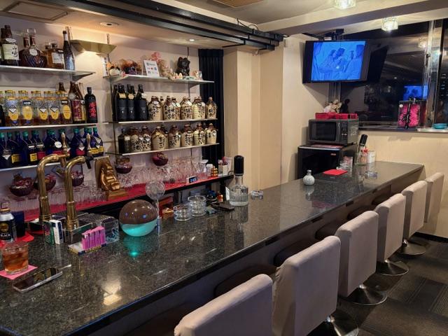 時給1600円以上！お手当要相談！服装自由で働きやすい！夜のお仕事初めて…も大歓迎♪